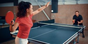 Bàn bóng bàn tập luyện