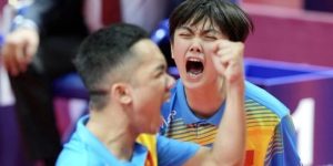 Huấn luyện viên bóng bàn đôi Trung Quốc