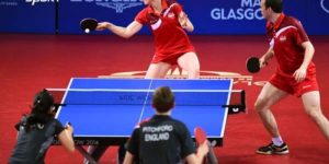 Thi đấu bóng bàn đôi